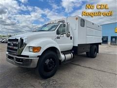 2013 Ford Super Duty F-750 Straight Frame 