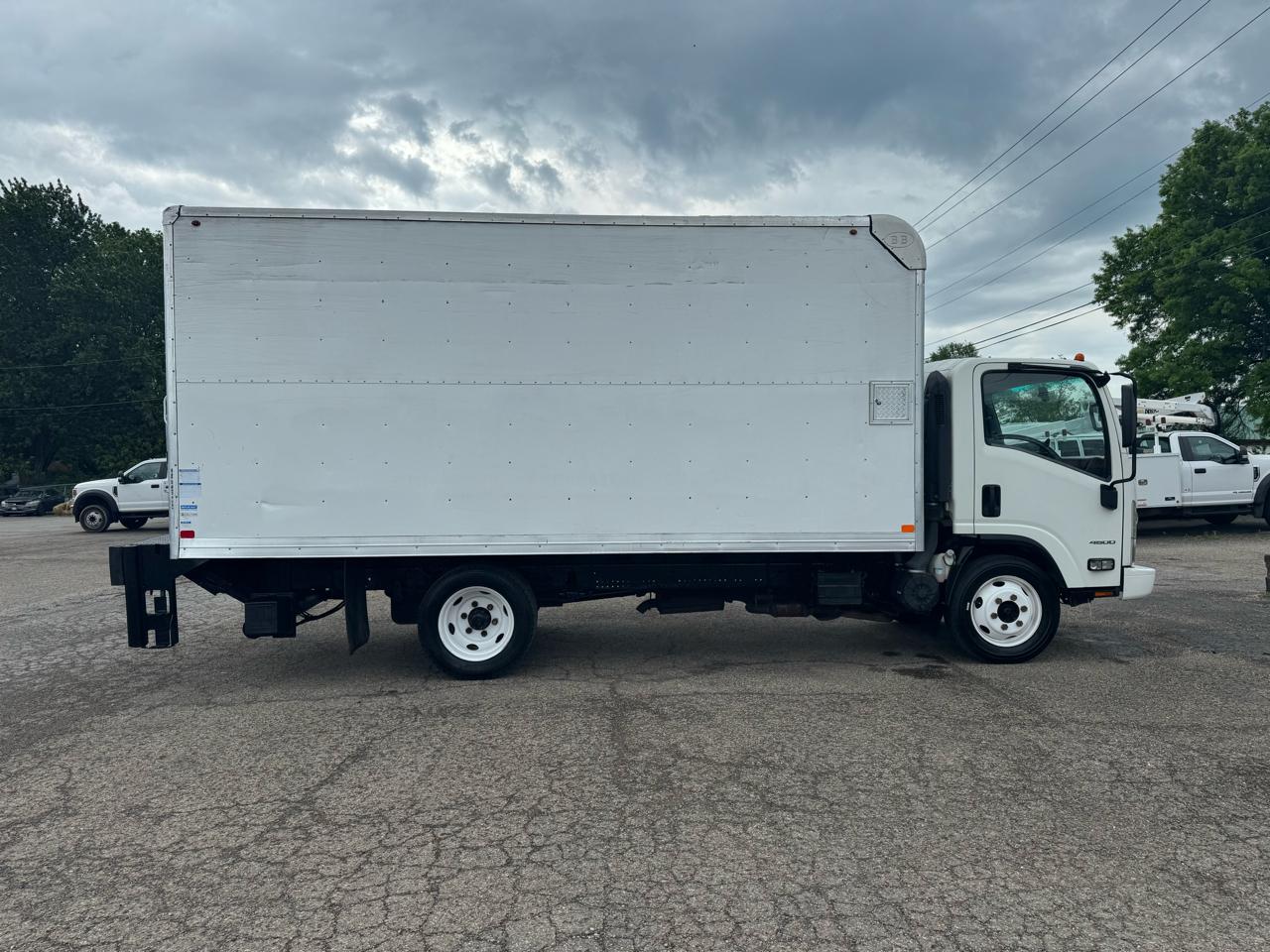 Chevrolet 4500 LCF Gas 2WD Reg Cab 150" 2019