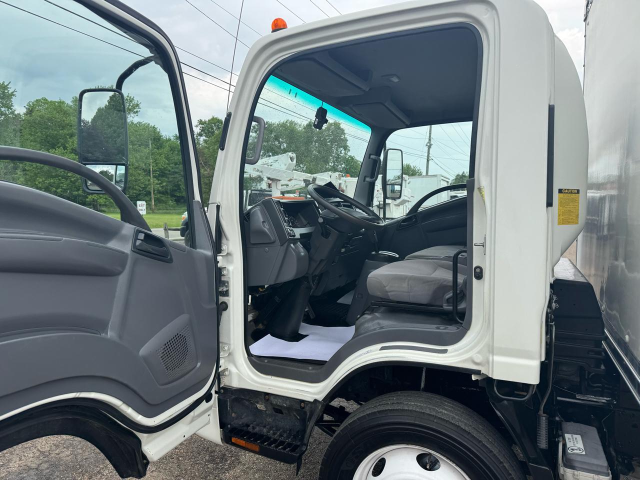 Chevrolet 4500 LCF Gas 2WD Reg Cab 150" 2019