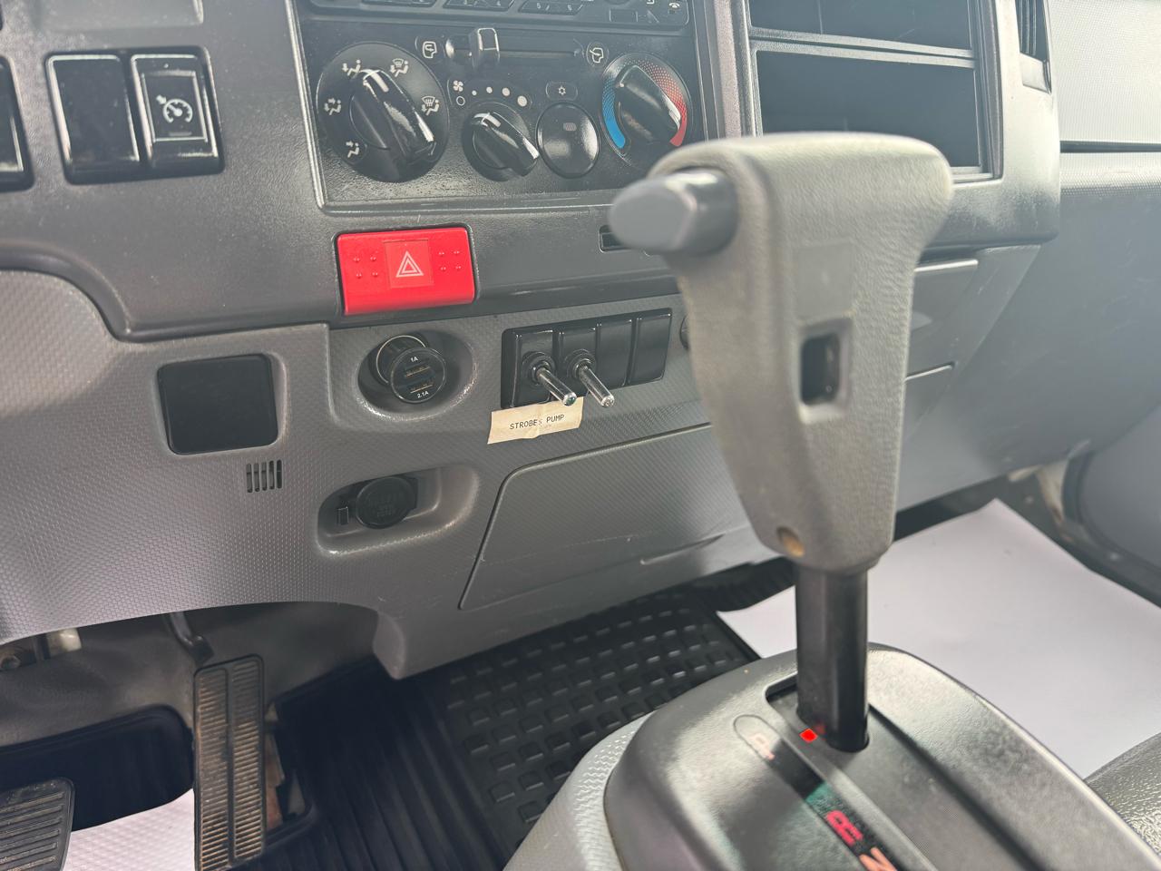 Chevrolet 4500 LCF Gas 2WD Reg Cab 150" 2019