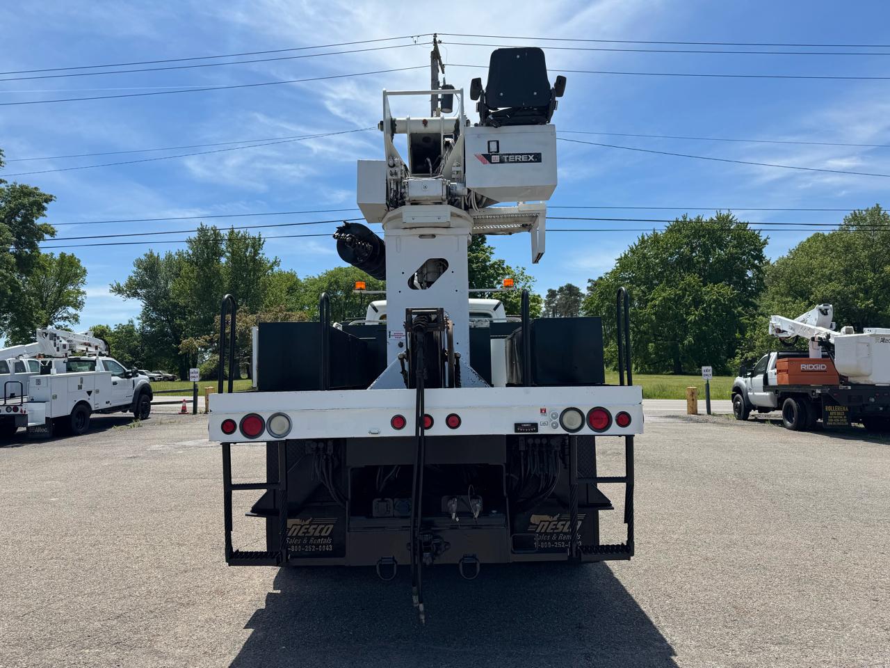 Freightliner M2 106  2014