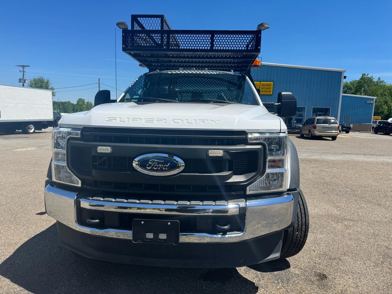 Ford Super Duty F-600 DRW XL 4WD Reg Cab 169" WB 84" CA 2021