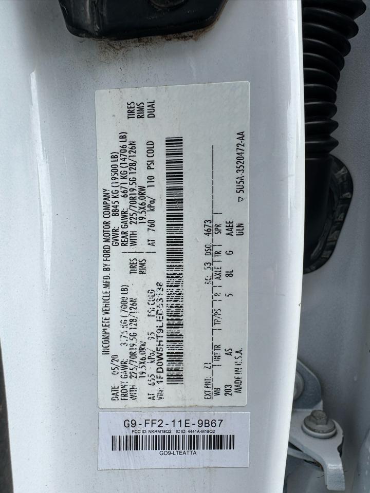 Ford Super Duty F-550 DRW XL 4WD Crew Cab 203" WB 84" CA 2020