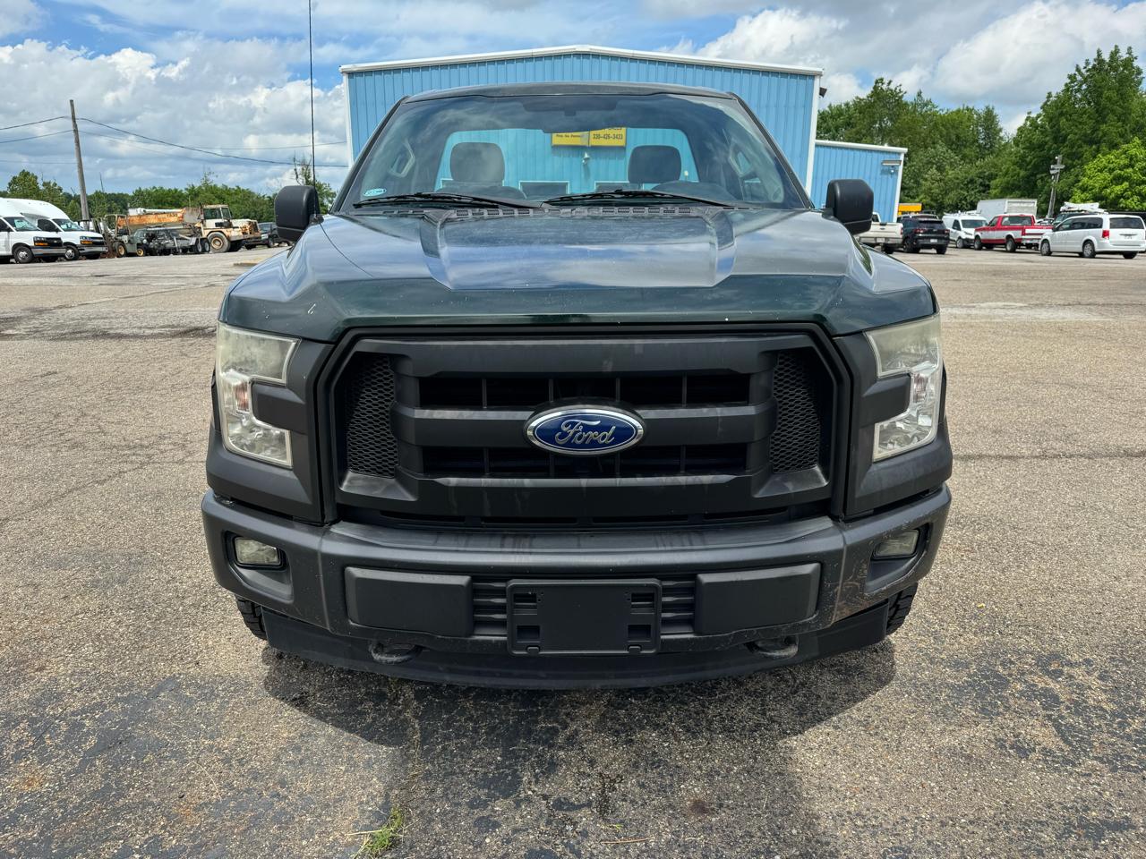 Ford F-150 XLT 4WD Reg Cab 8' Box 2017