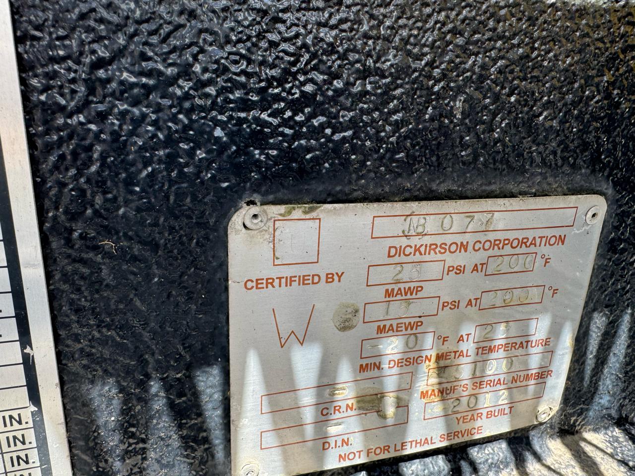 Ford Super Duty F-550 DRW 4WD SuperCab 186" WB 84" CA XL 2012