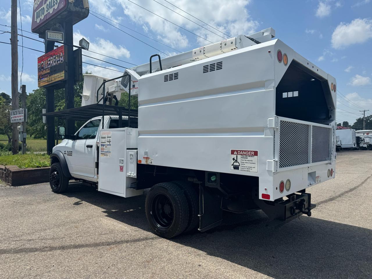 RAM 5500 Chassis Cab Tradesman 4x4 Reg Cab 84" CA 168.5" WB 2018