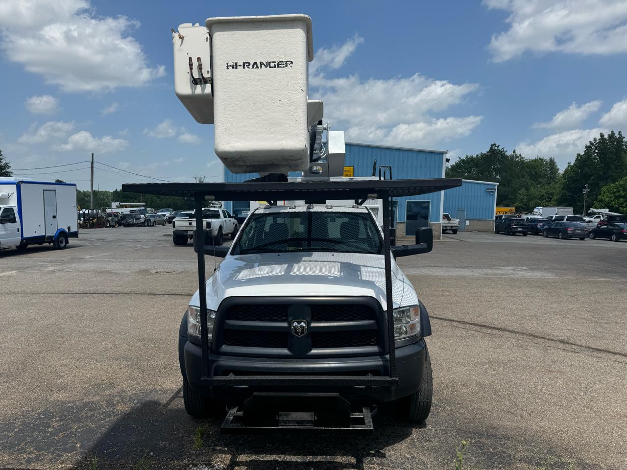 RAM 5500 Chassis Cab Tradesman 4x4 Reg Cab 84" CA 168.5" WB 2018