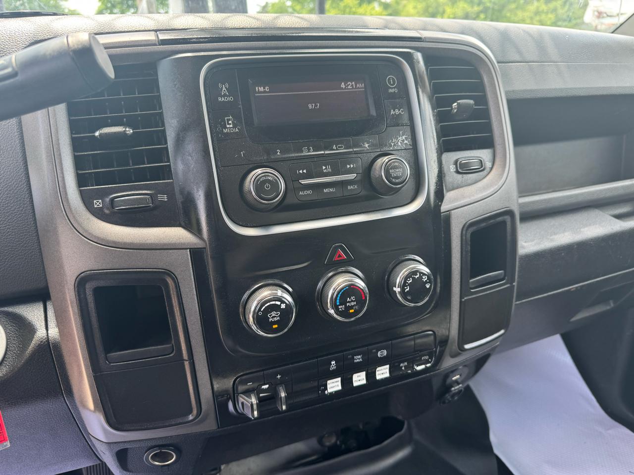 RAM 5500 Chassis Cab Tradesman 4x4 Reg Cab 84" CA 168.5" WB 2018