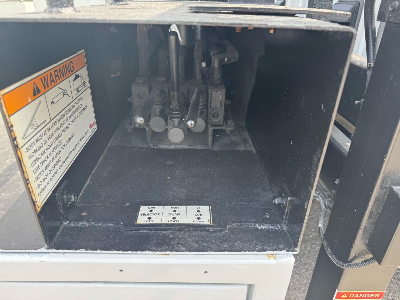 RAM 5500 Chassis Cab Tradesman 4x4 Reg Cab 84" CA 168.5" WB 2018