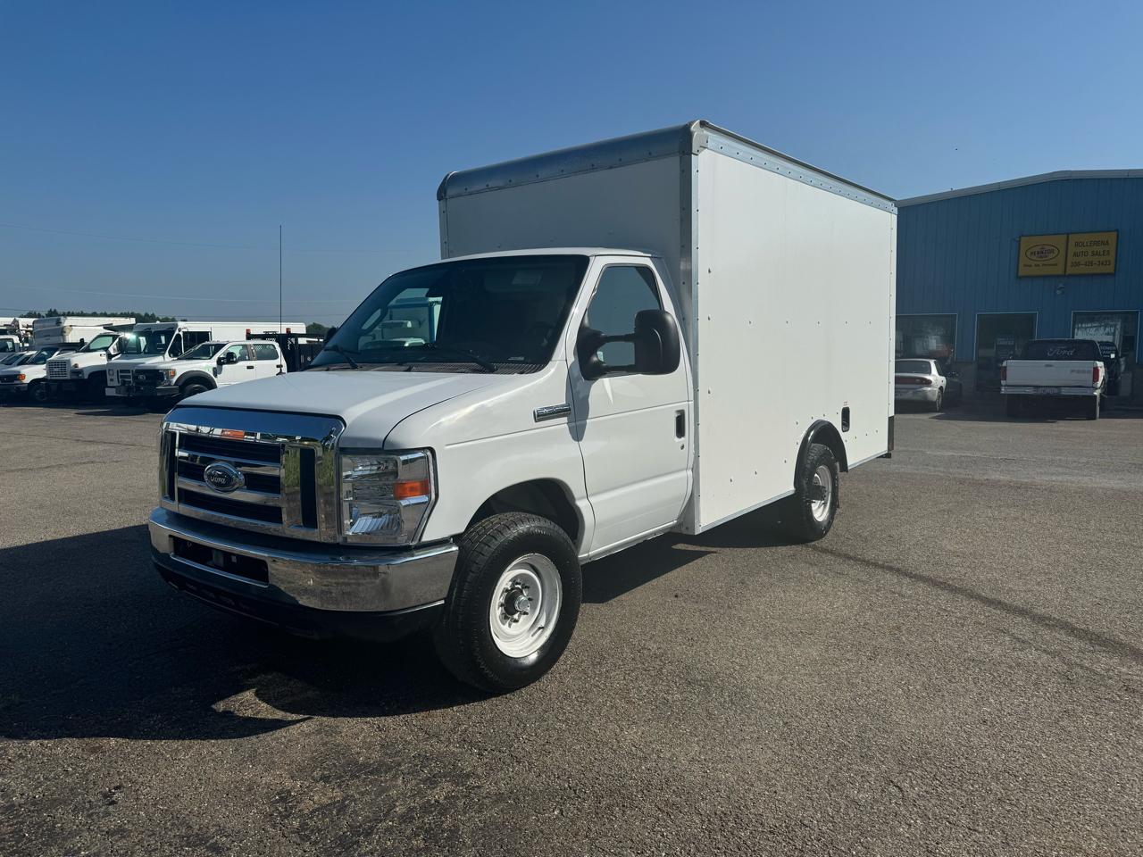 Ford E-Series Cutaway E-350 SRW 138" WB 2023
