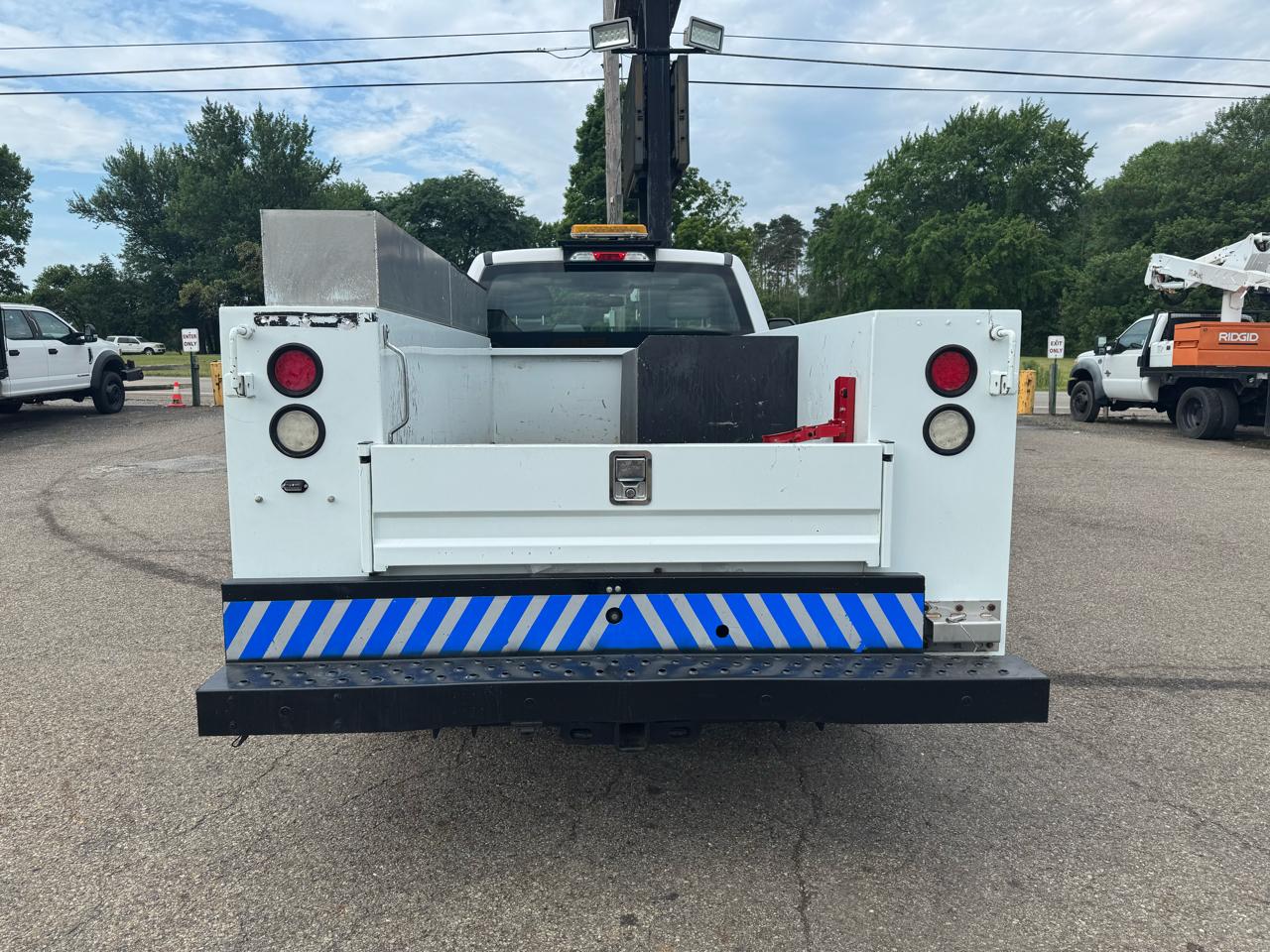 Ford Super Duty F-250 SRW XL 2WD Reg Cab 8' Box 2018