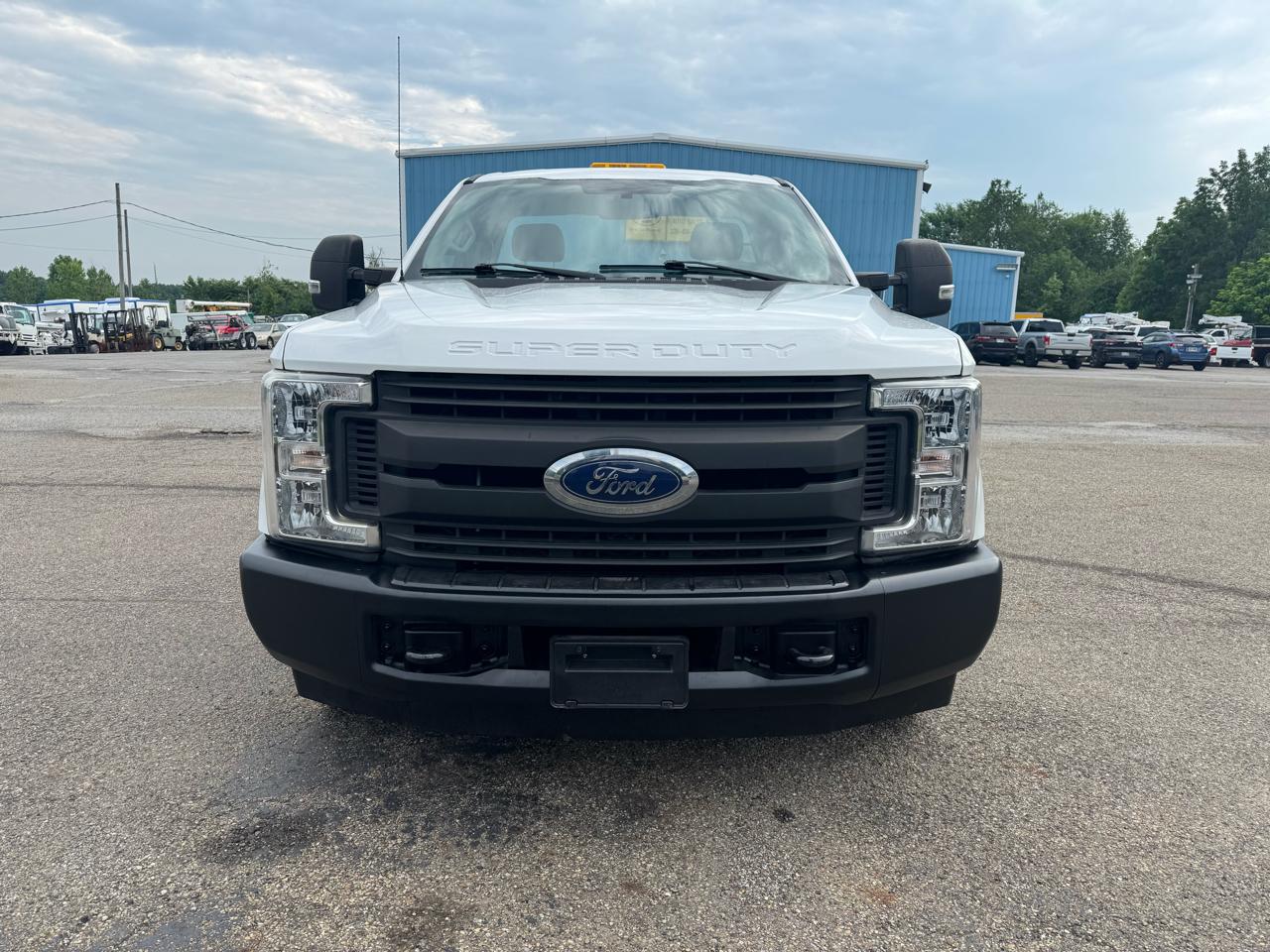 Ford Super Duty F-250 SRW XL 2WD Reg Cab 8' Box 2018