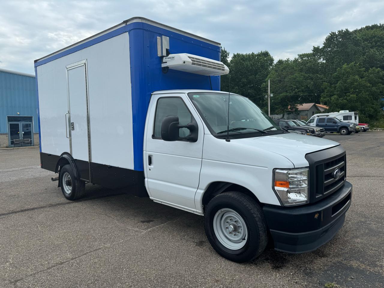 Ford E-Series Cutaway E-350 SRW 158" WB 2024
