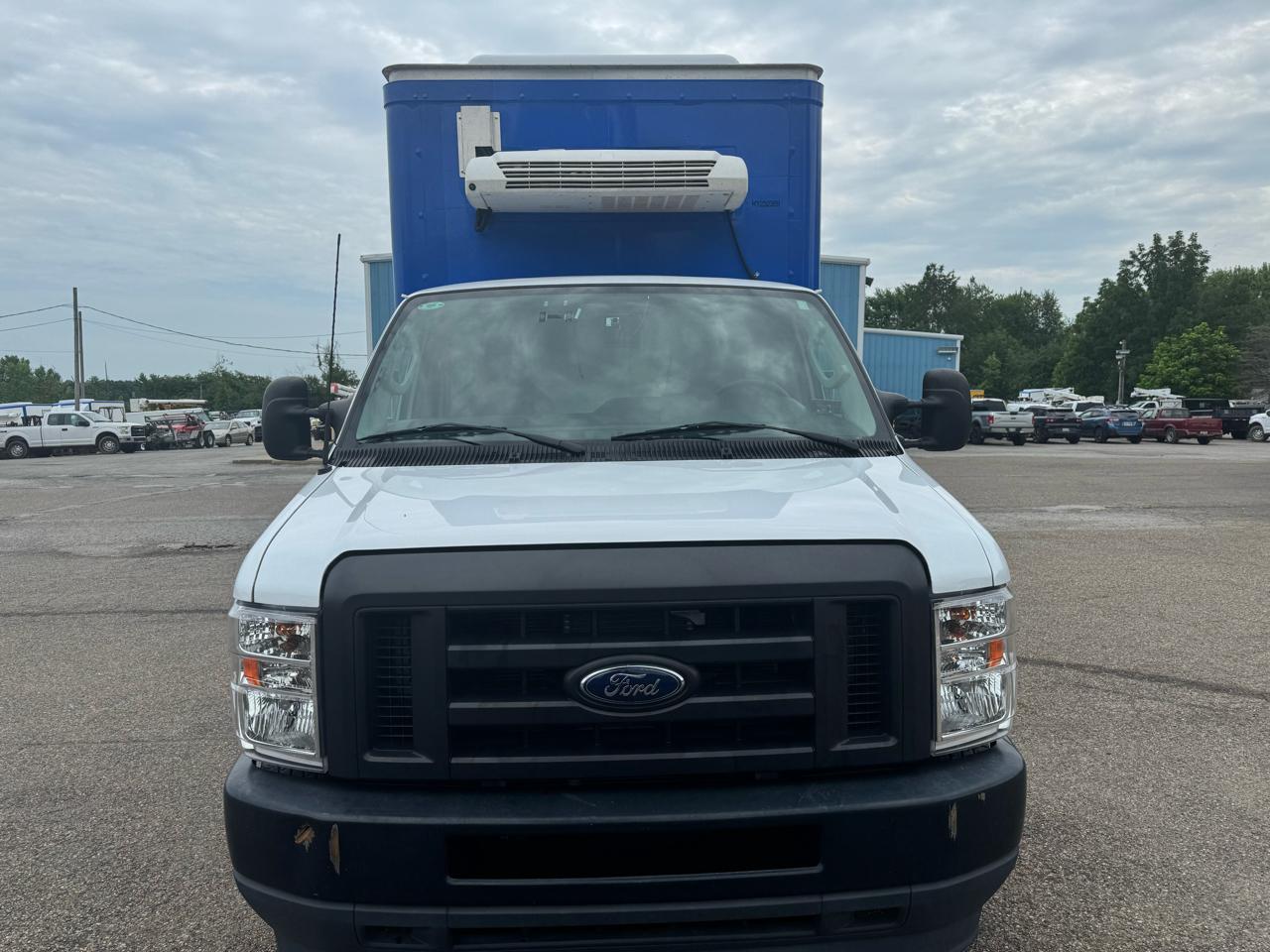 Ford E-Series Cutaway E-350 SRW 158" WB 2024