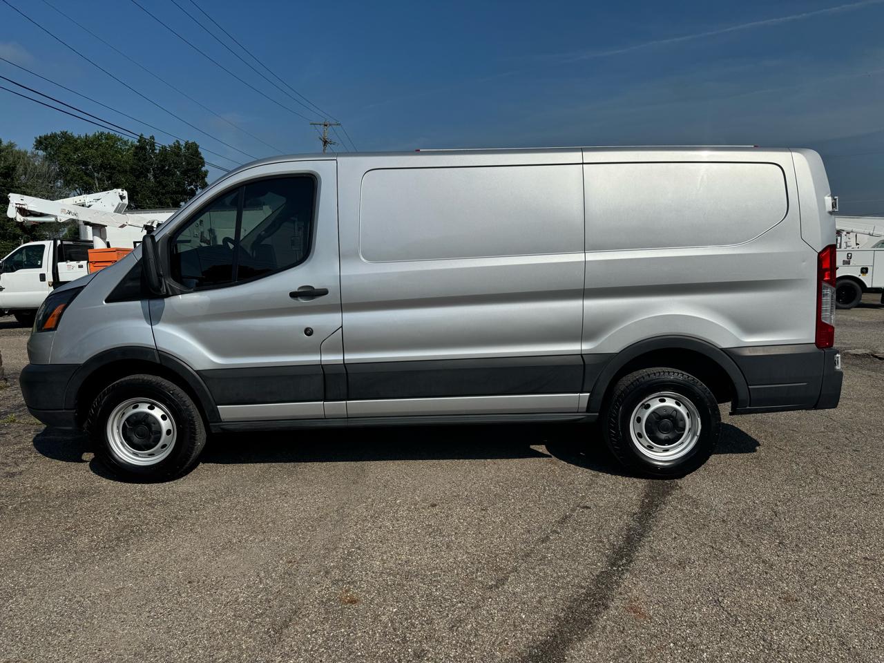 Ford Transit Van T-250 130" Low Rf 9000 GVWR Sliding RH Dr 2019