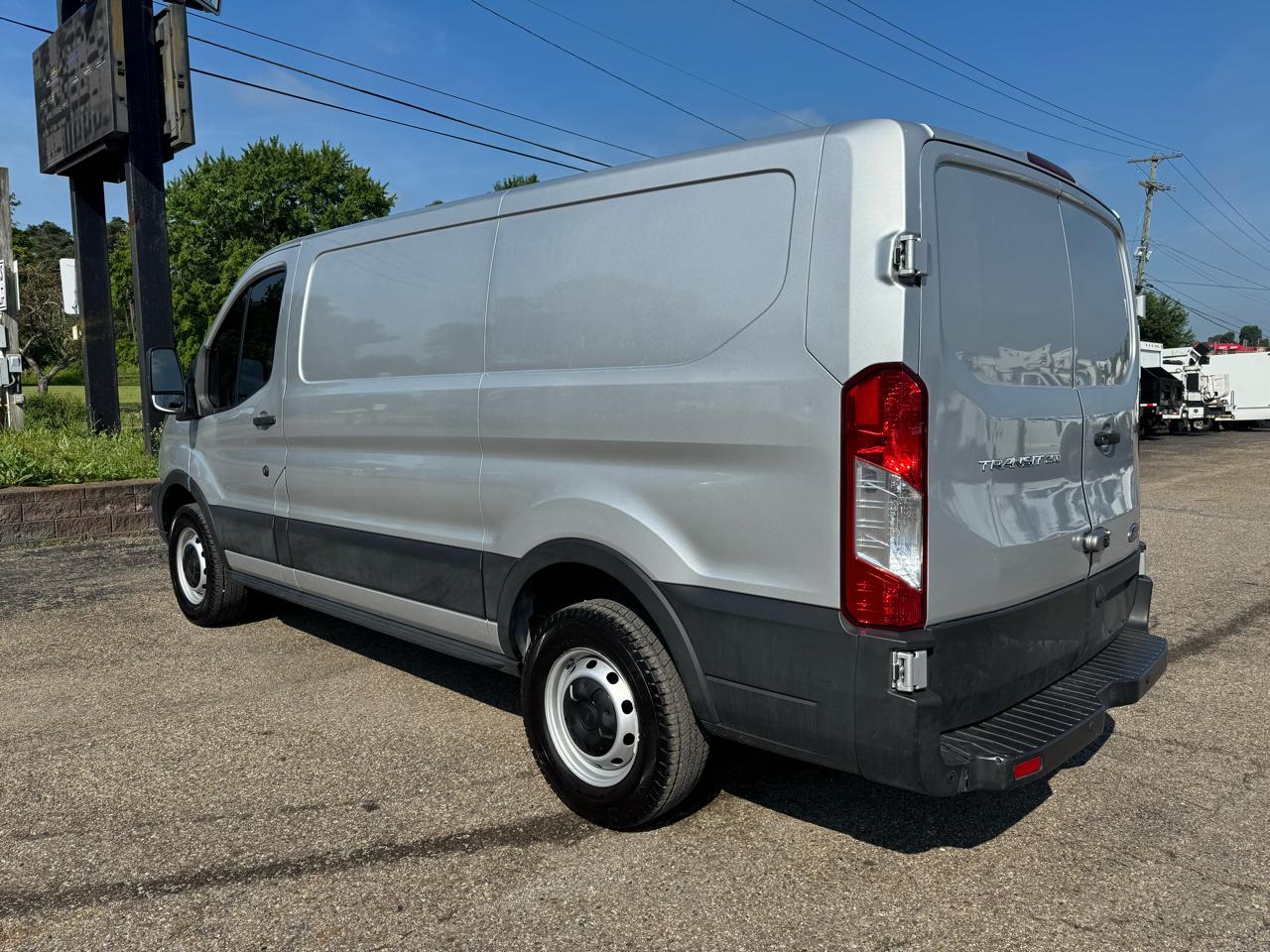 Ford Transit Van T-250 130" Low Rf 9000 GVWR Sliding RH Dr 2019