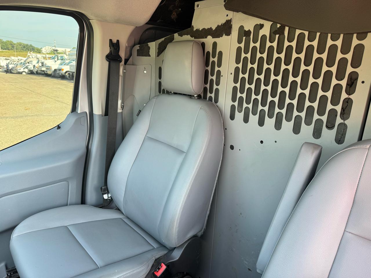 Ford Transit Van T-250 130" Low Rf 9000 GVWR Sliding RH Dr 2019