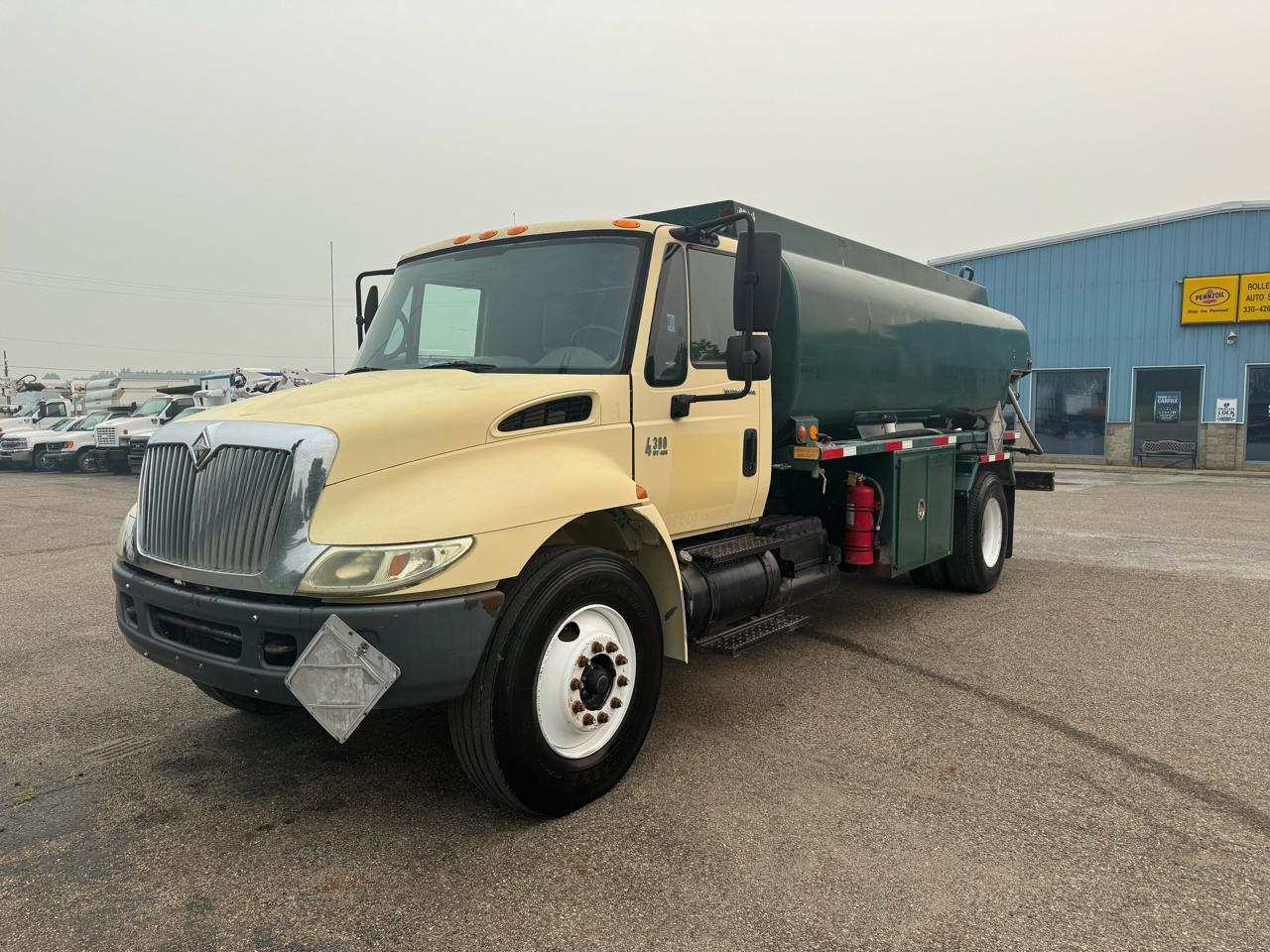 International 4300  2005