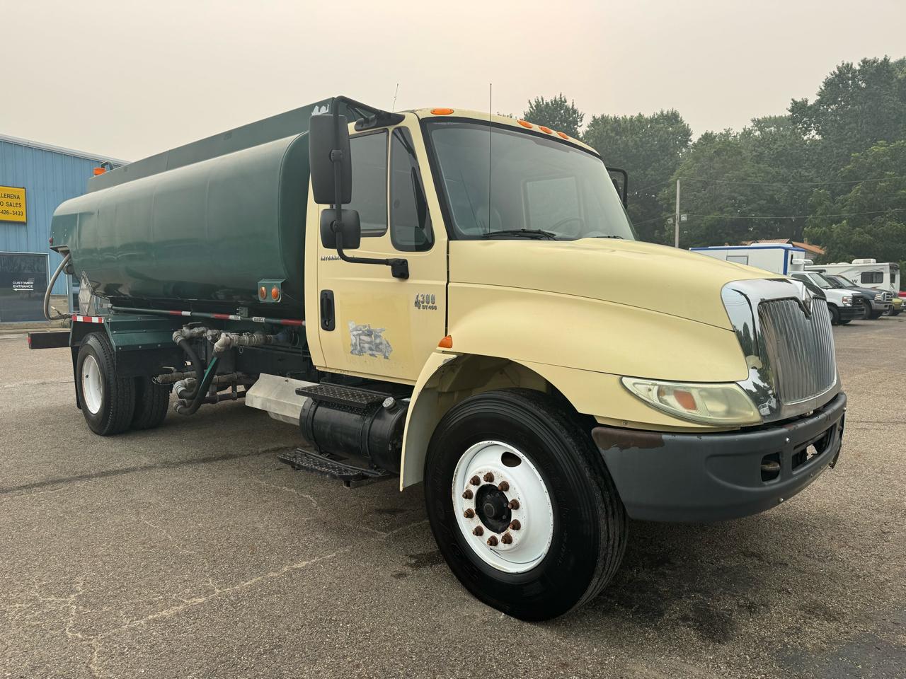 International 4300  2005