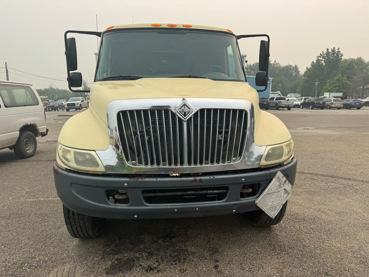 International 4300  2005