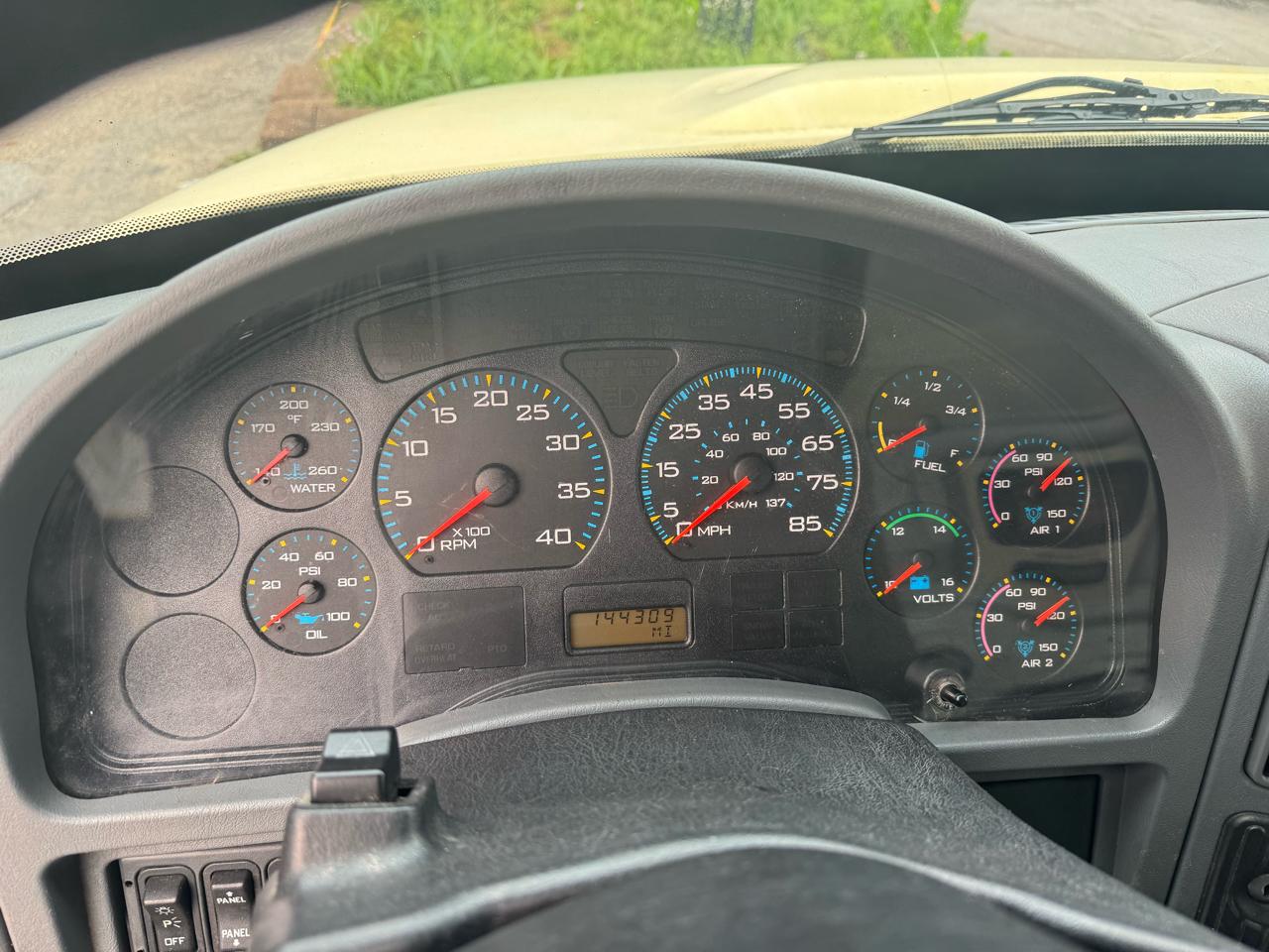International 4300  2005