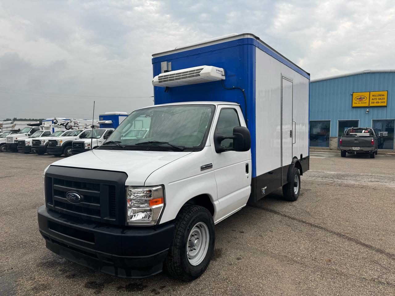 Ford E-Series Cutaway E-350 SRW 138" WB 2024