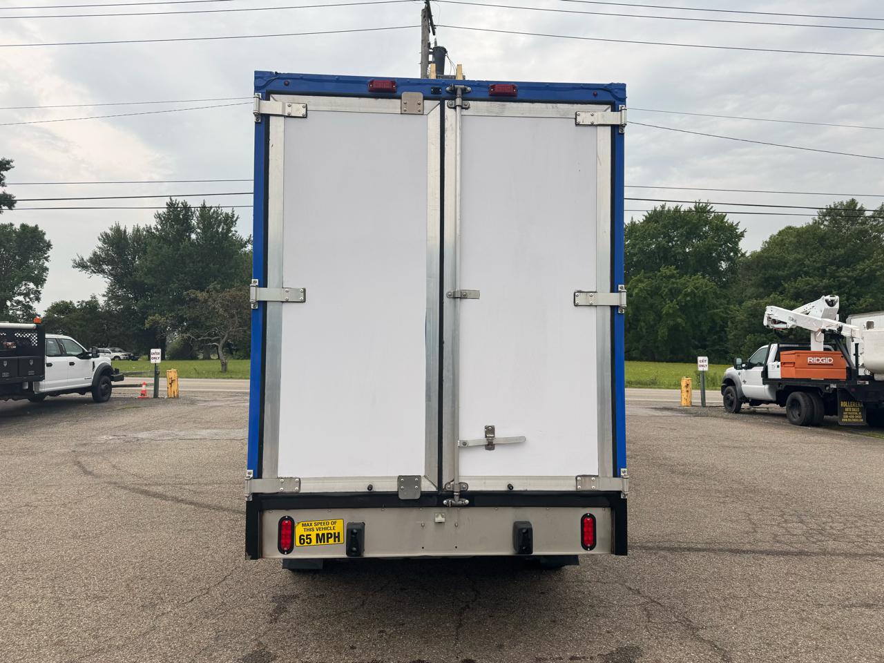 Ford E-Series Cutaway E-350 SRW 138" WB 2024