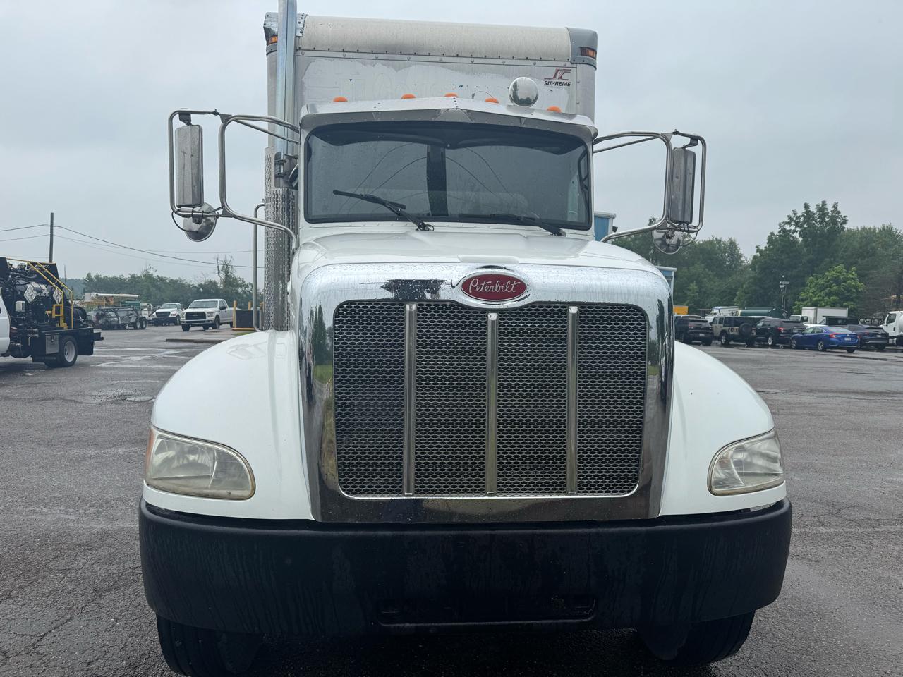 Peterbilt 337  2016