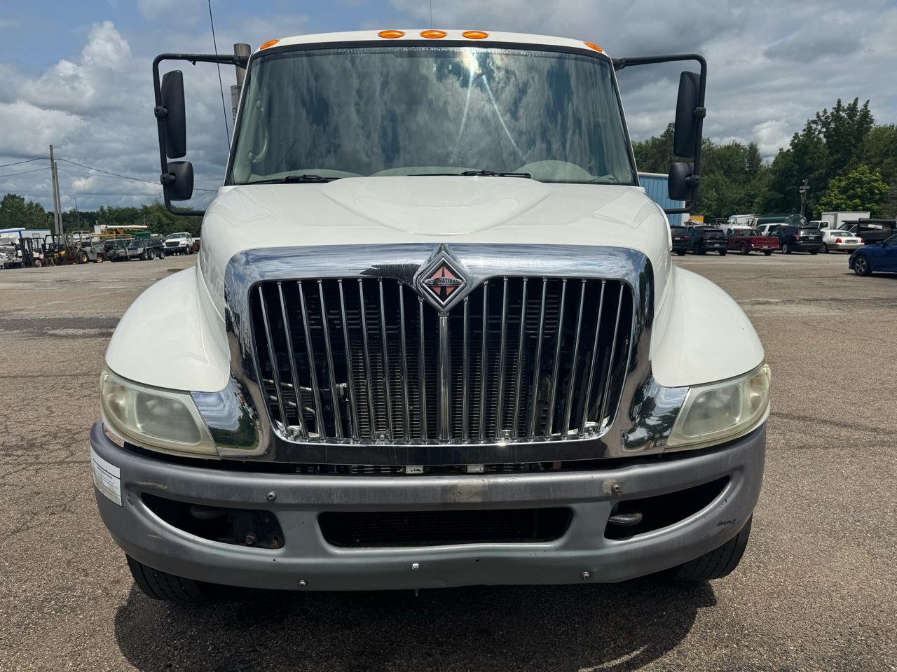 International 4300  2008