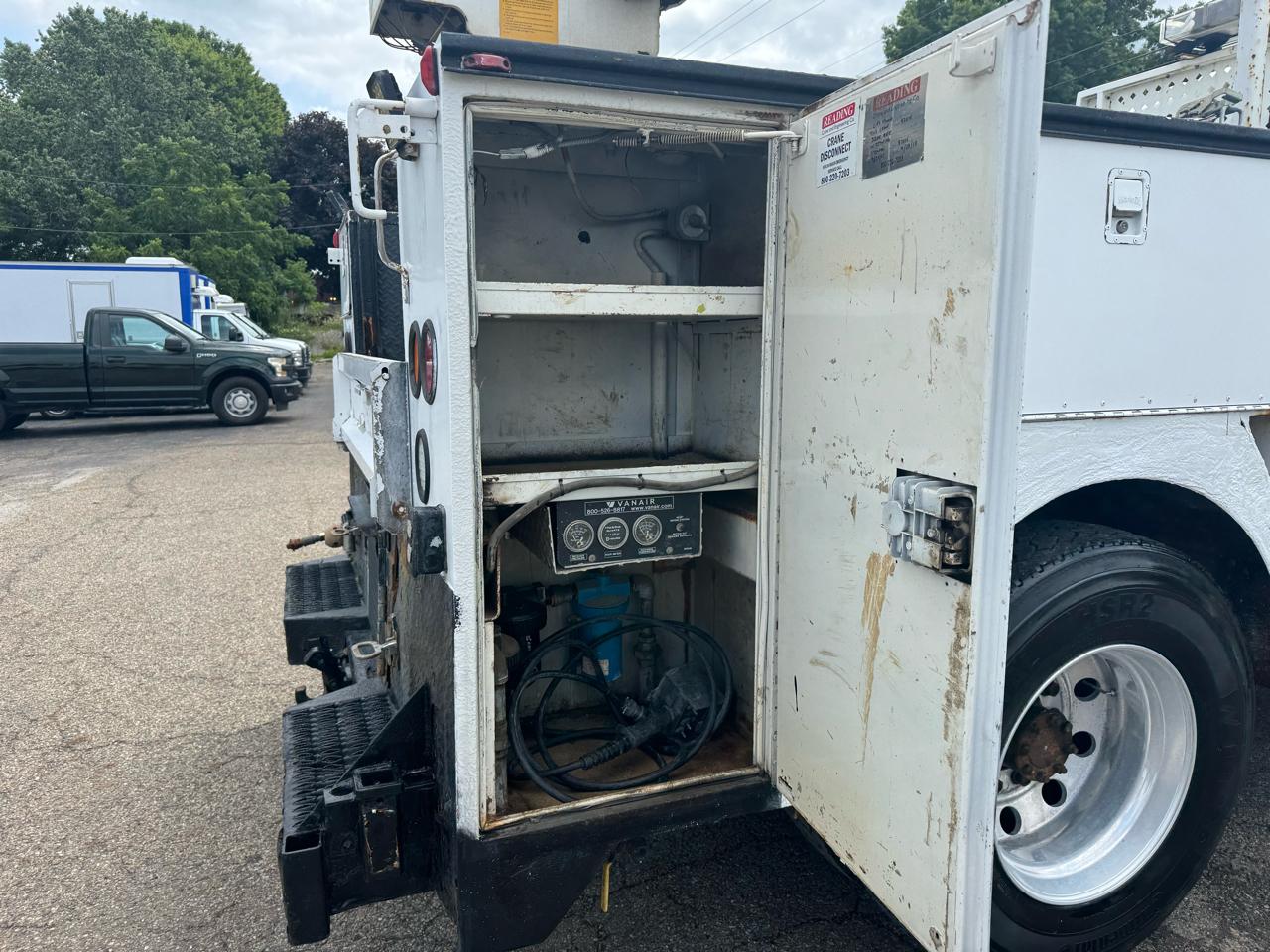 International 4300  2008