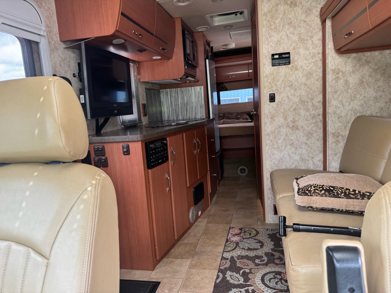 Winnebago Sprinter Chassis-Cabs  2011