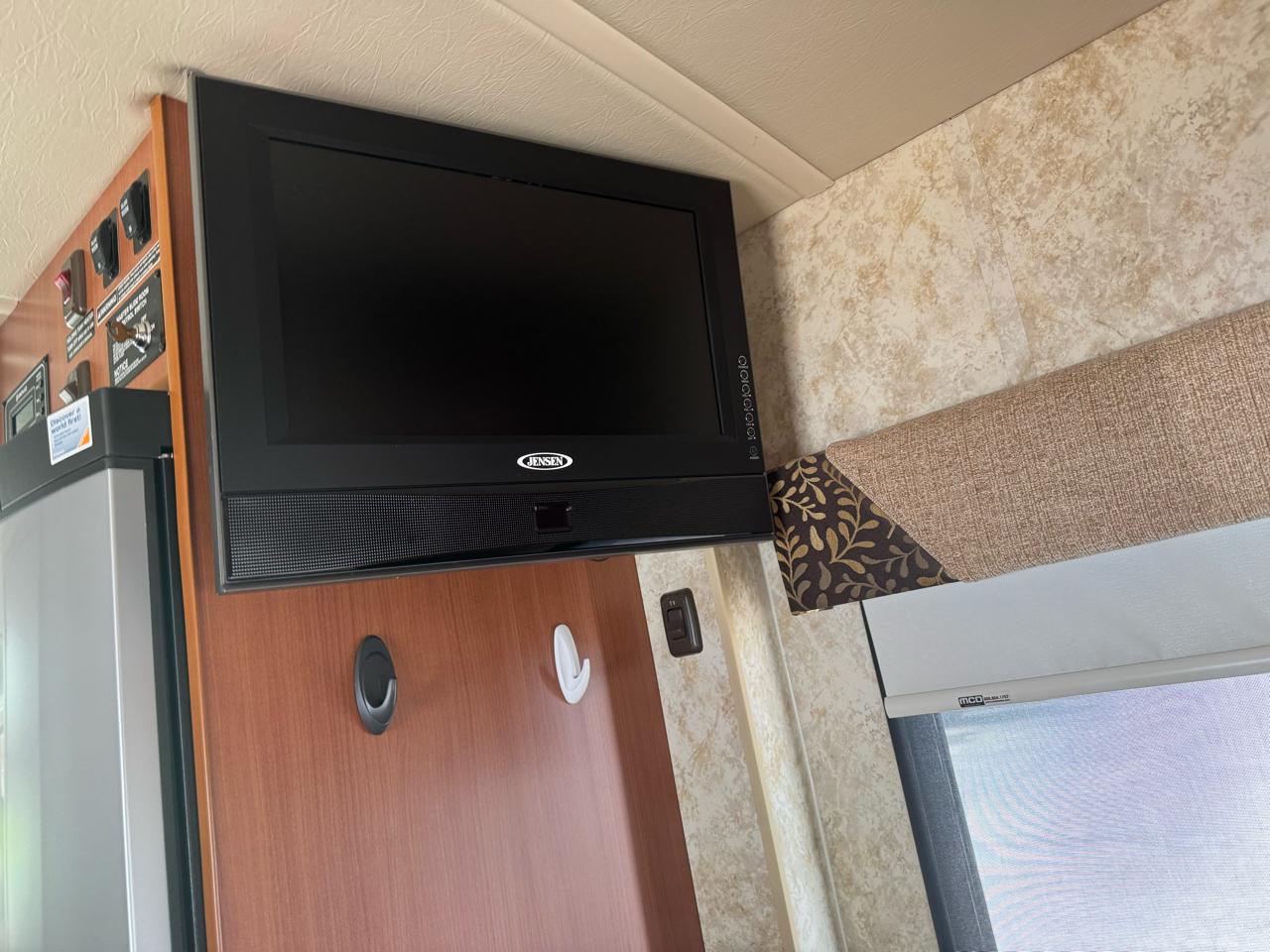 Winnebago Sprinter Chassis-Cabs  2011