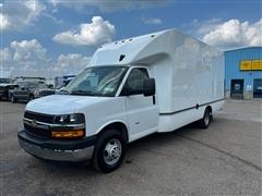 2025 Chevrolet Express Commercial Cutaway 