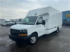 2025 Chevrolet Express Commercial Cutaway 