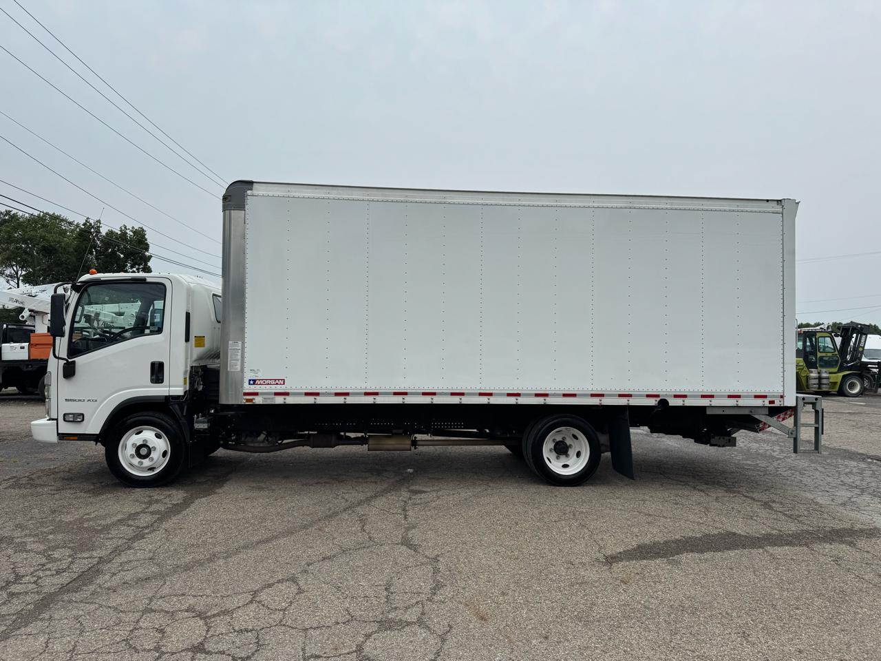 Chevrolet 5500 XG LCF Gas 2WD Reg Cab 176" 2025