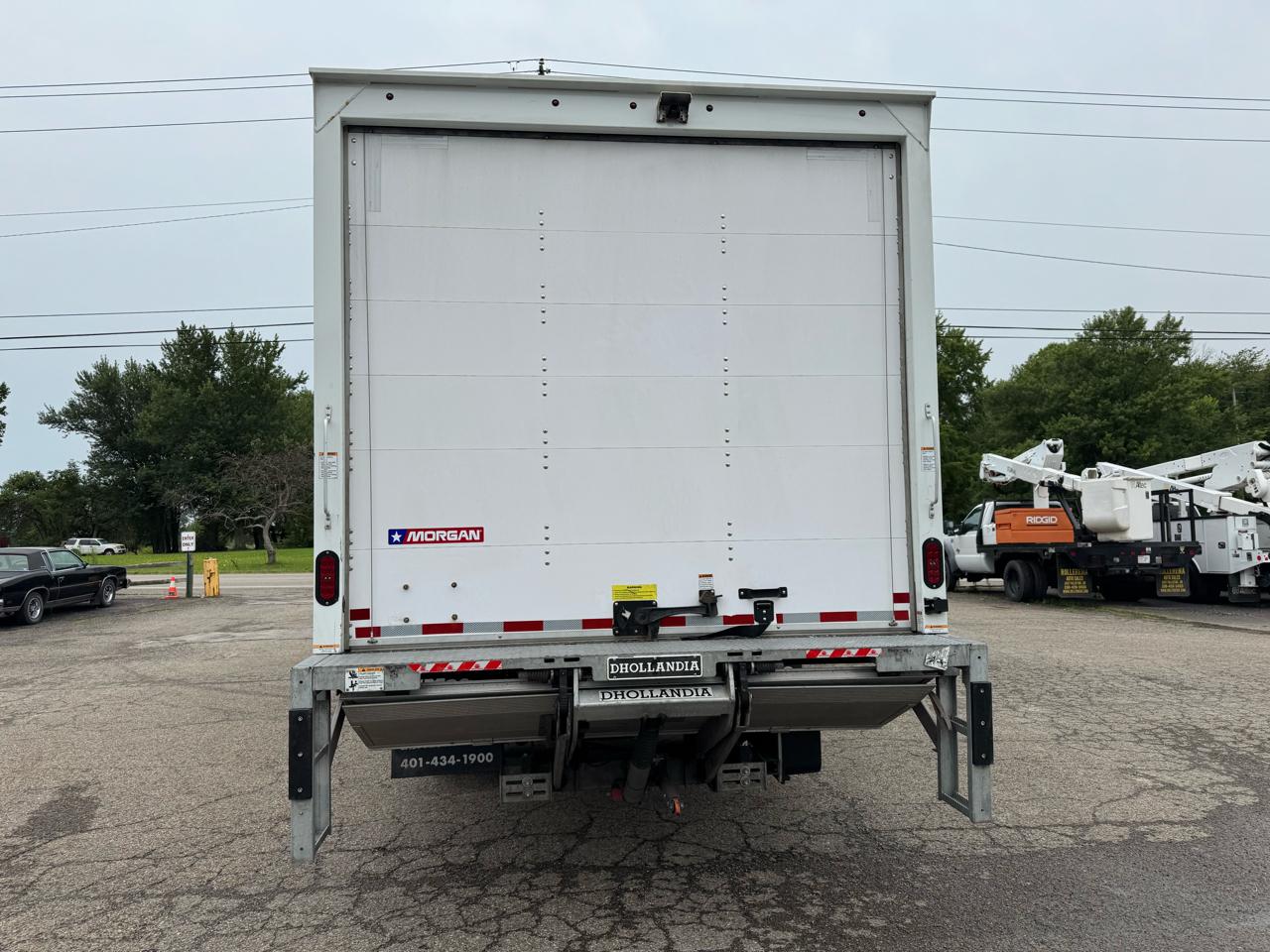 Chevrolet 5500 XG LCF Gas 2WD Reg Cab 176" 2025