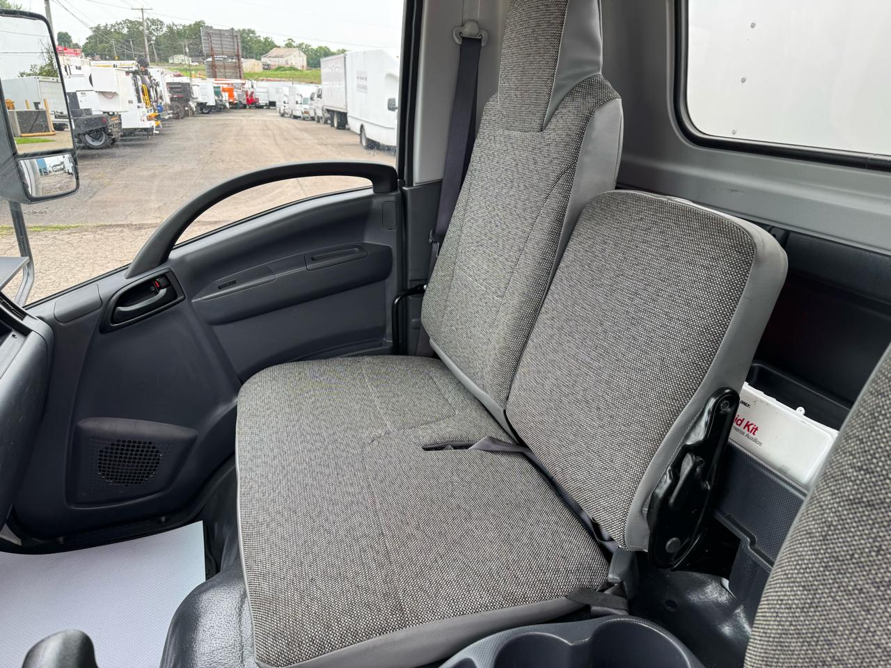 Chevrolet 5500 XG LCF Gas 2WD Reg Cab 176" 2025