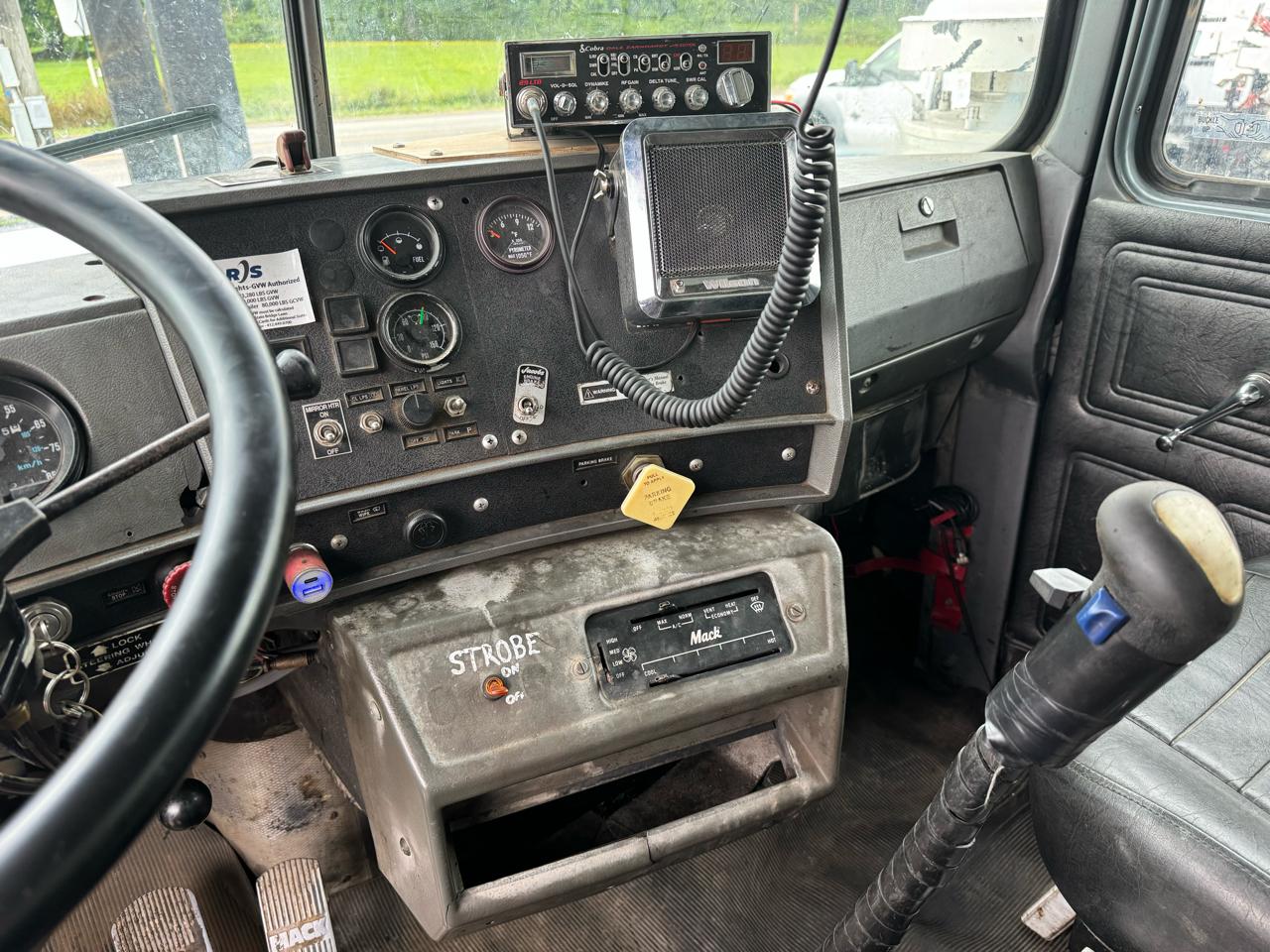 Mack RD688S  1998