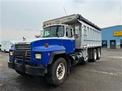 1998 Mack RD688S 