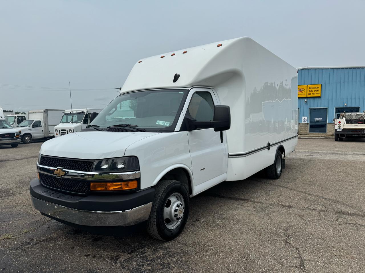 Chevrolet Express Commercial Cutaway 3500 Van 159" 2023
