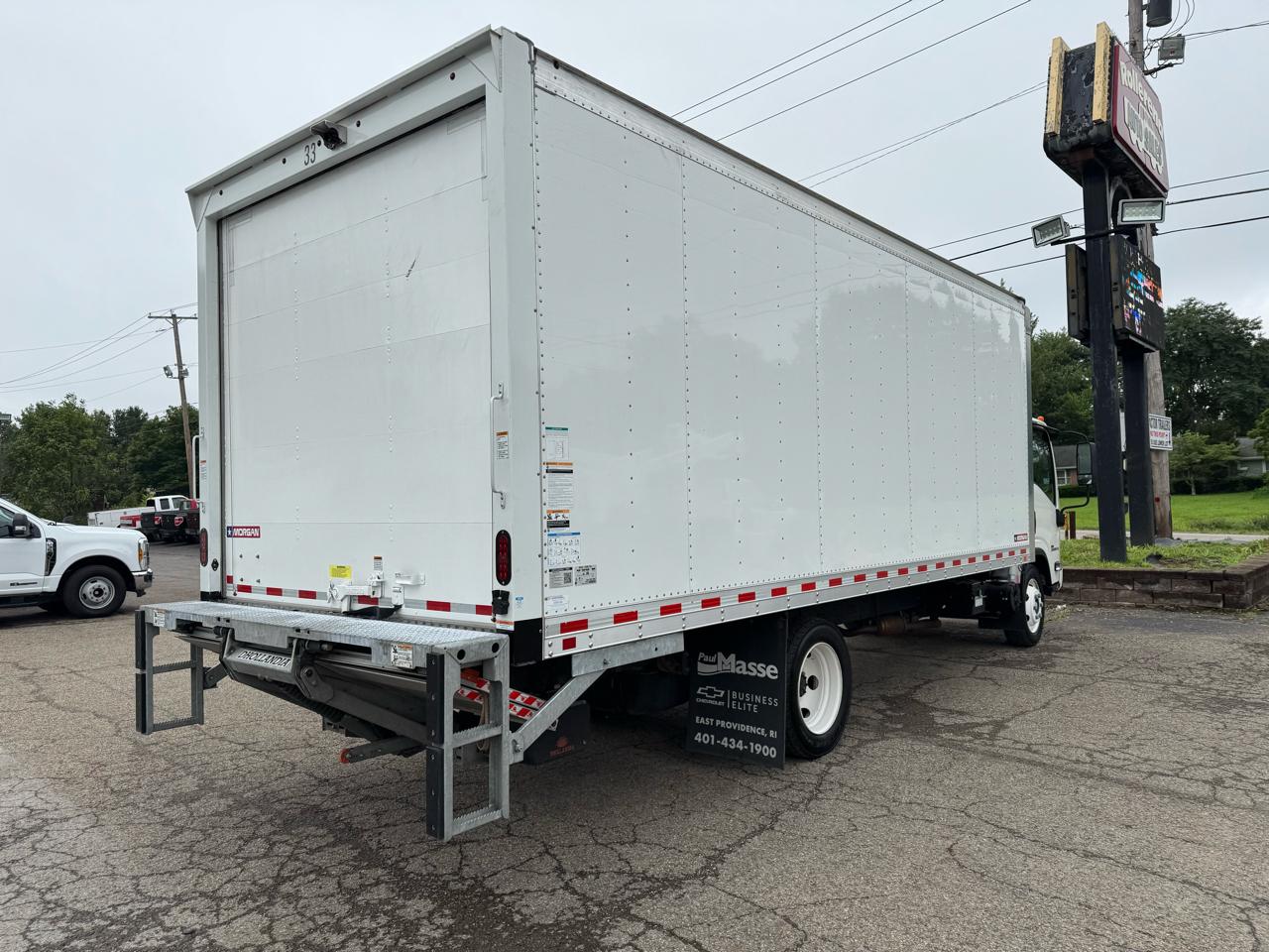 Chevrolet 5500 XG LCF Gas 2WD Reg Cab 176" 2025
