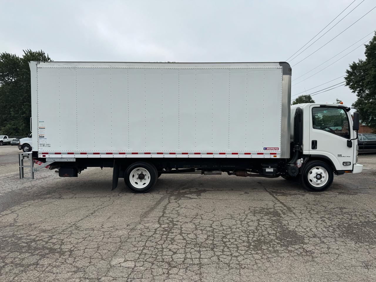 Chevrolet 5500 XG LCF Gas 2WD Reg Cab 176" 2025