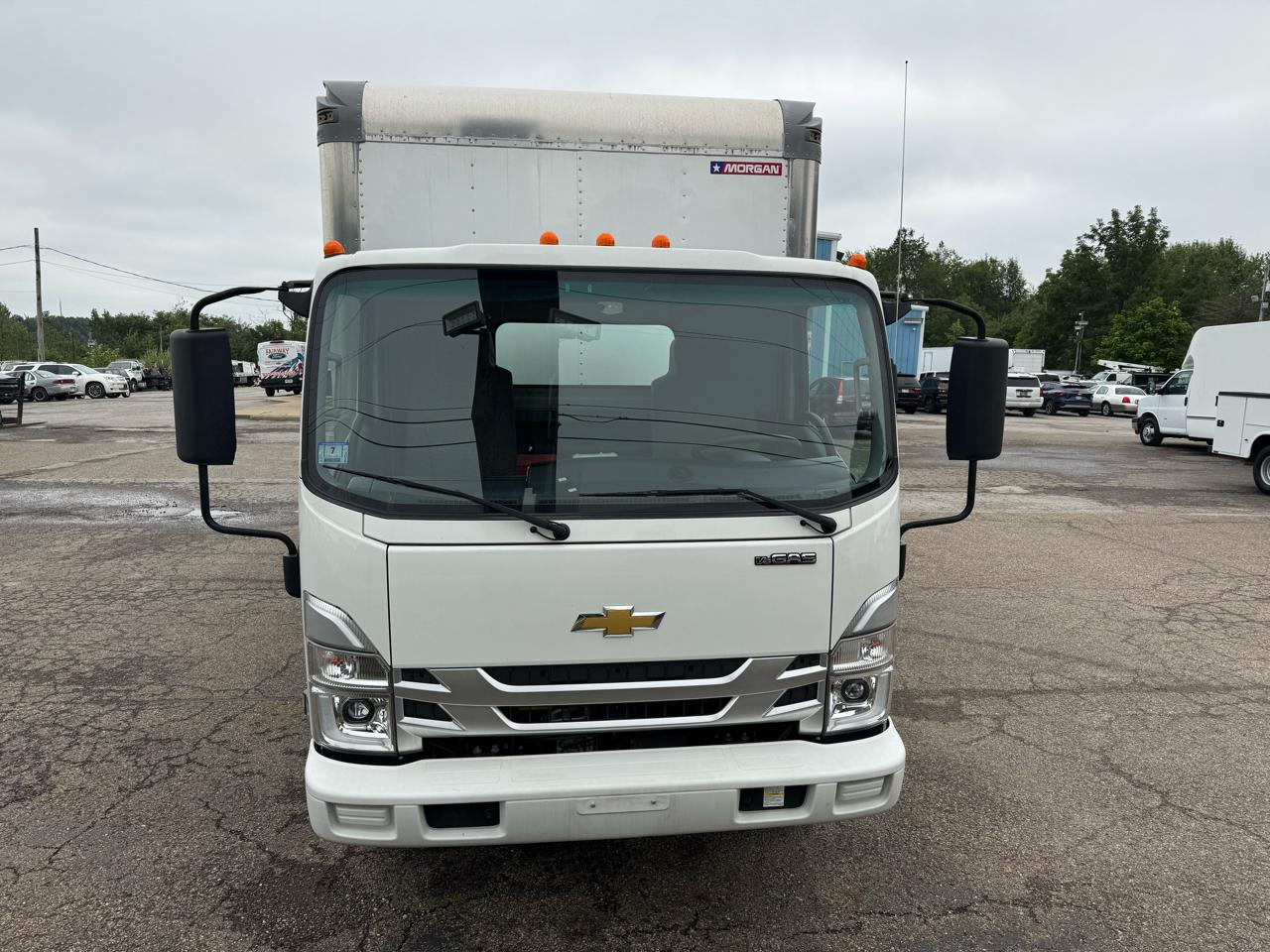 Chevrolet 5500 XG LCF Gas 2WD Reg Cab 176" 2025