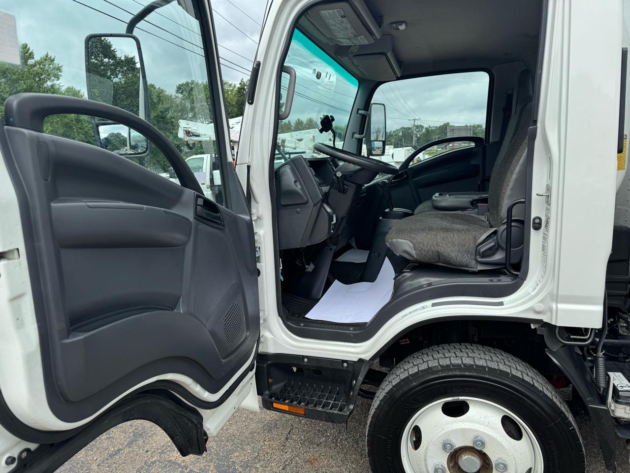 Chevrolet 5500 XD LCF Diesel 2WD Reg Cab 176" 2024