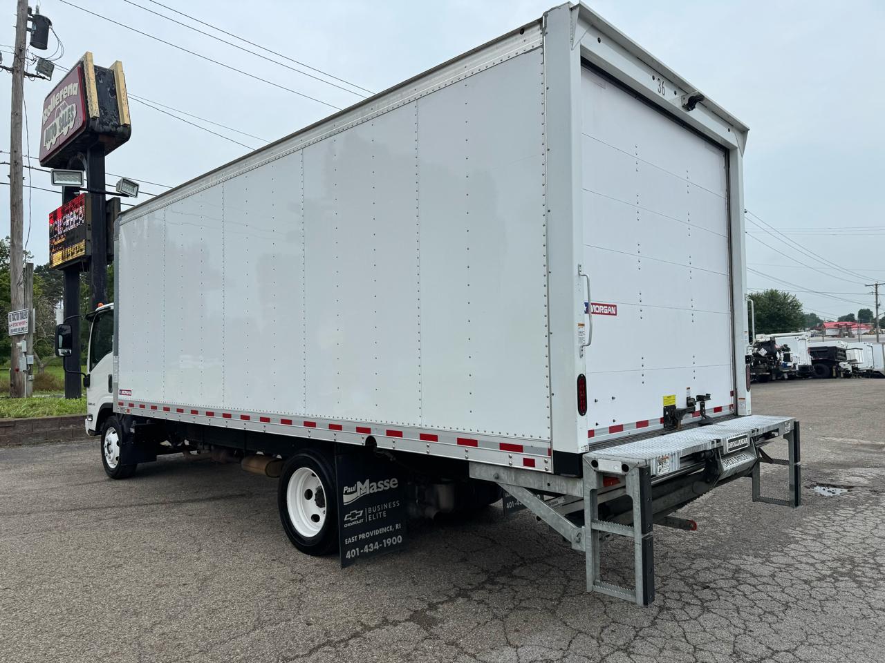 Chevrolet 5500 XG LCF Gas 2WD Reg Cab 176" 2025