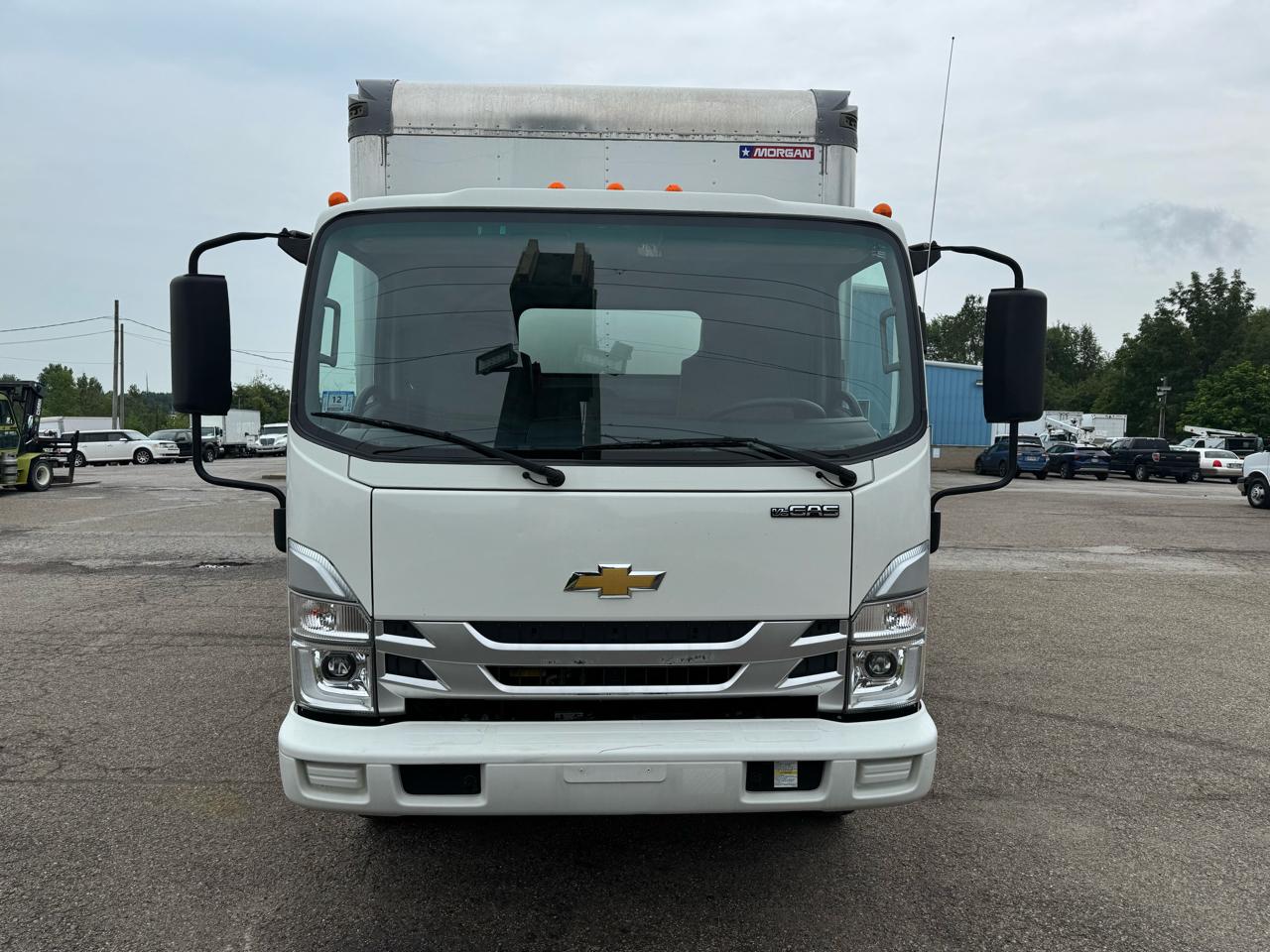 Chevrolet 5500 XG LCF Gas 2WD Reg Cab 176" 2025
