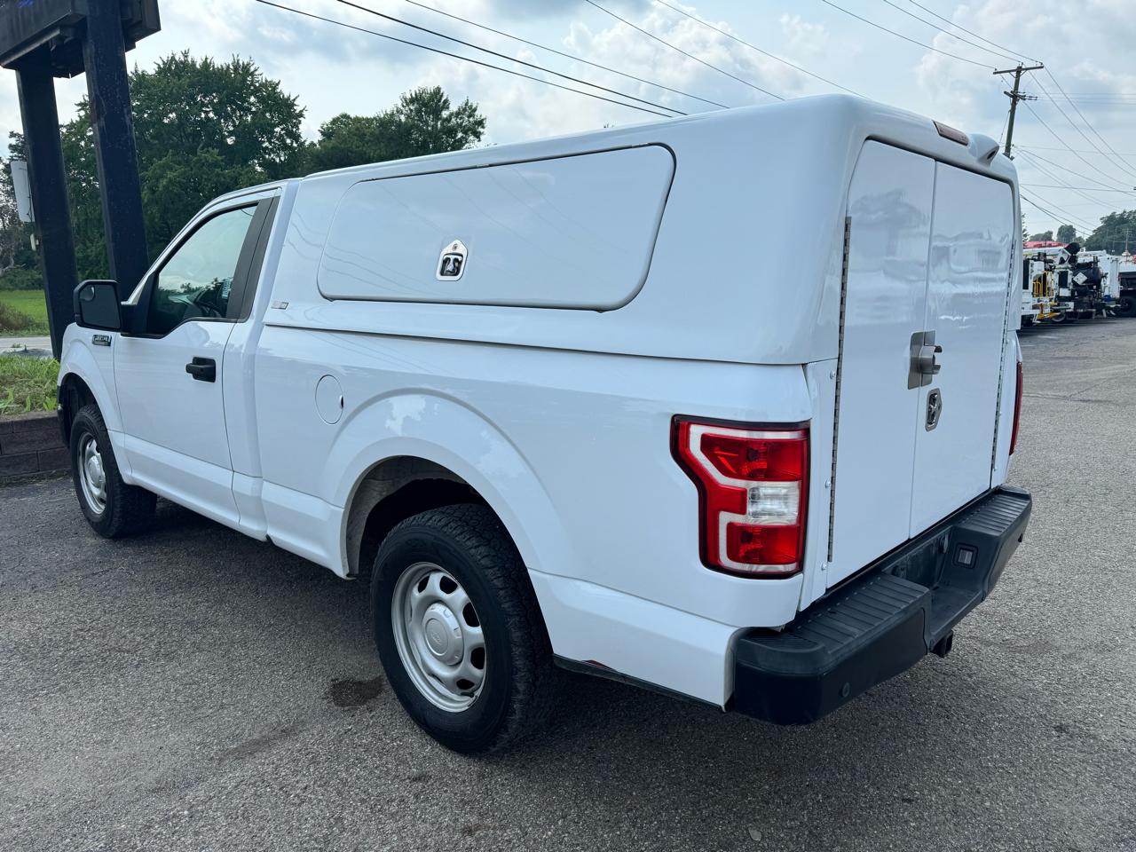 Ford F-150 XLT 2WD Reg Cab 8' Box 2018