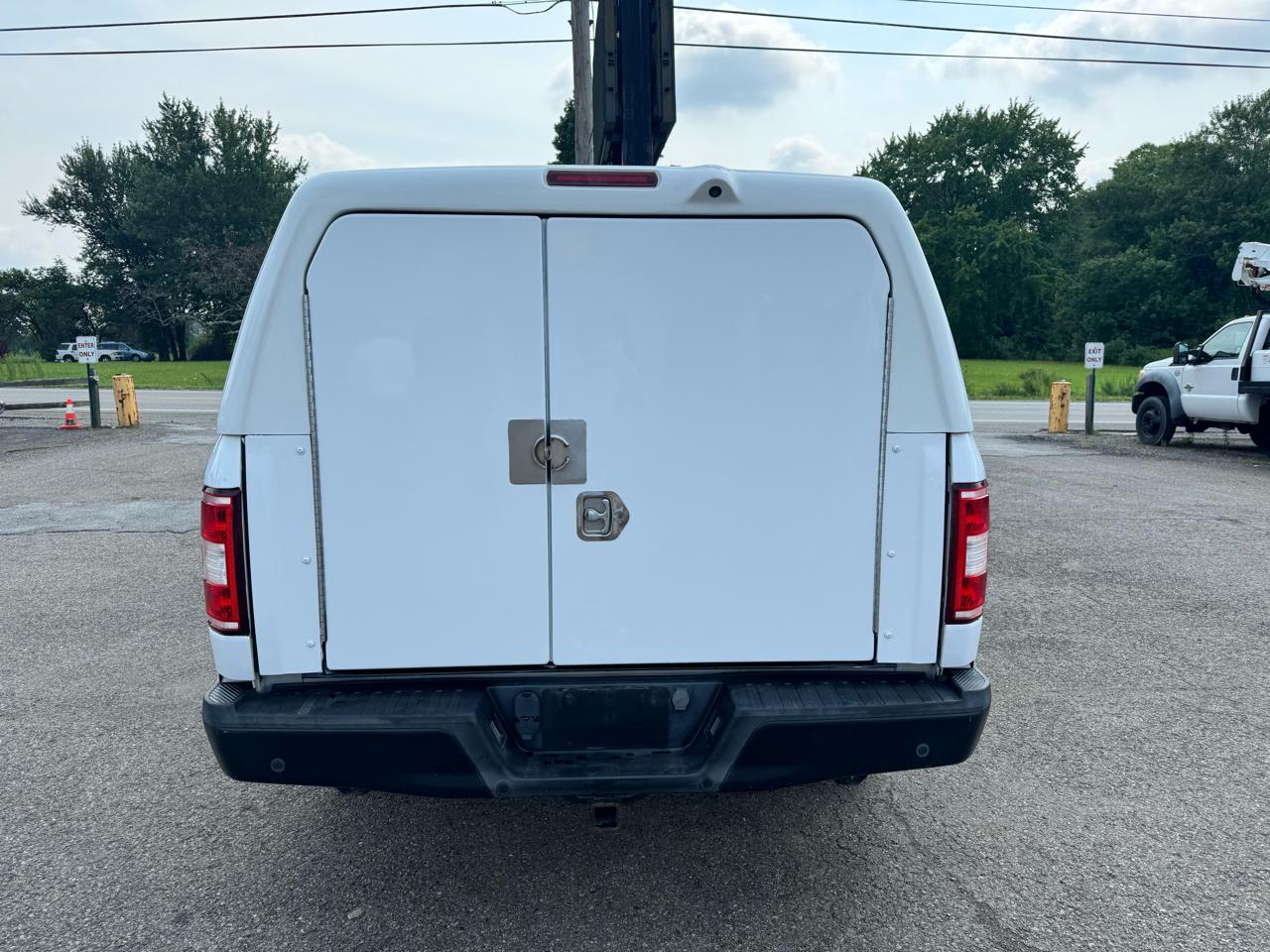 Ford F-150 XLT 2WD Reg Cab 8' Box 2018