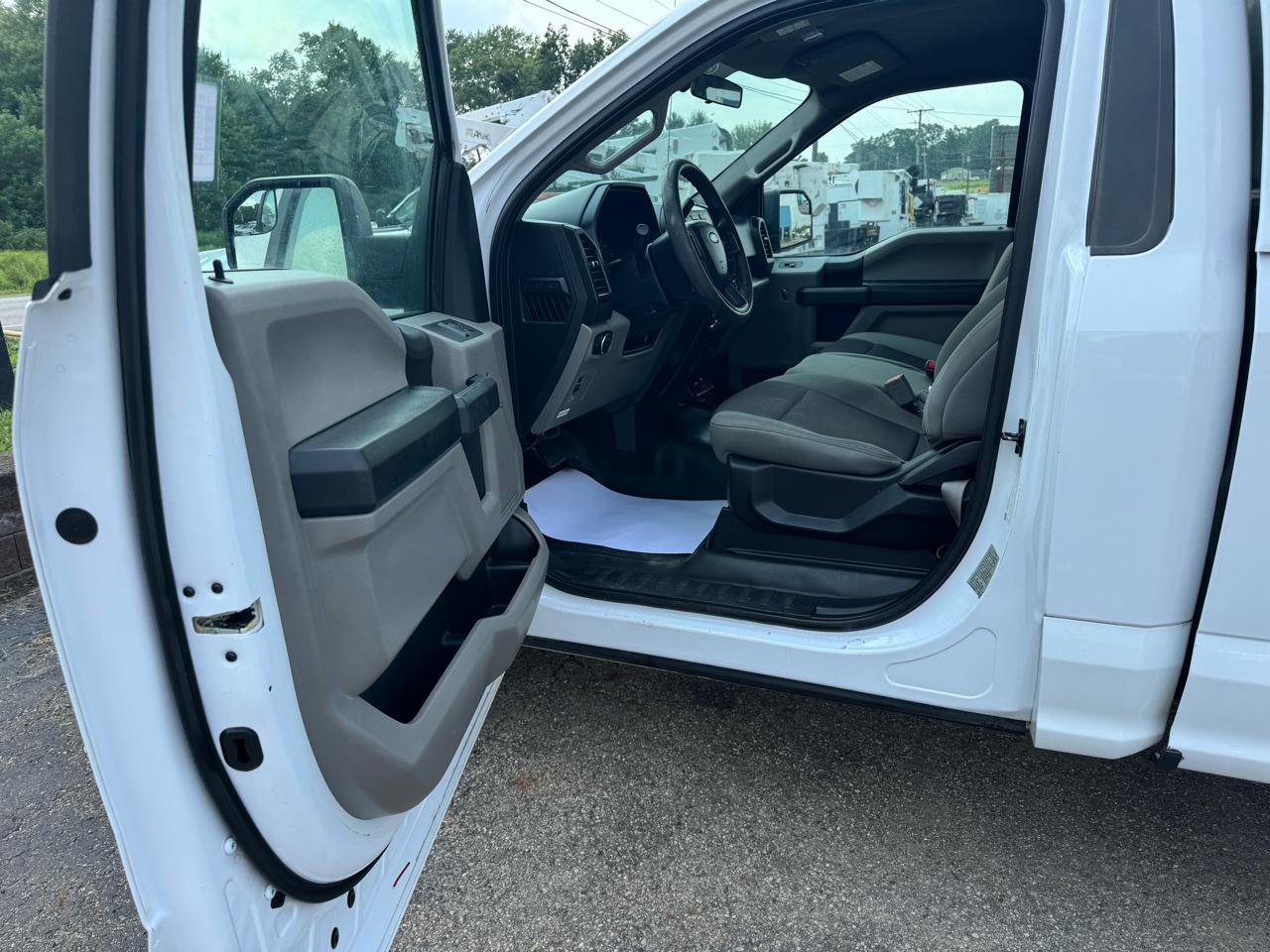 Ford F-150 XLT 2WD Reg Cab 8' Box 2018