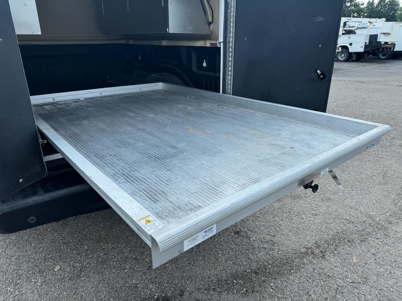 Ford F-150 XLT 2WD Reg Cab 8' Box 2018